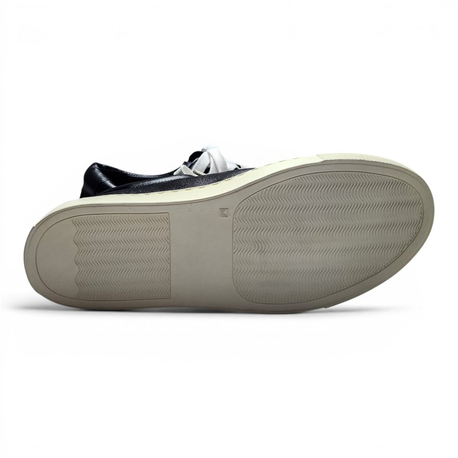 Sneaker Nota — Black · Archive No.1464