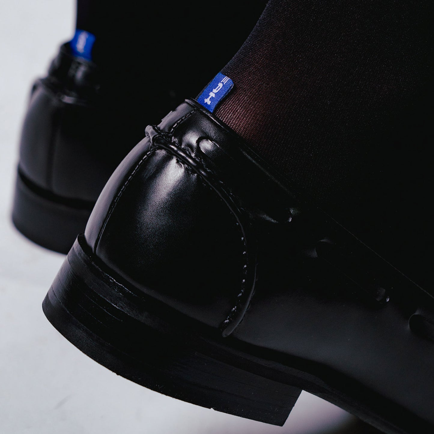FREAK x MANGO MOJITO Tassel Loafer - Black
