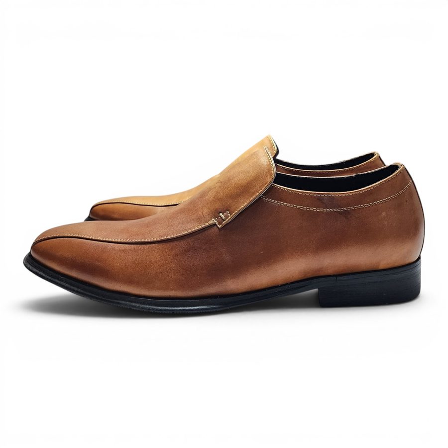 Formal Slip-On — Oak · Archive No.0772