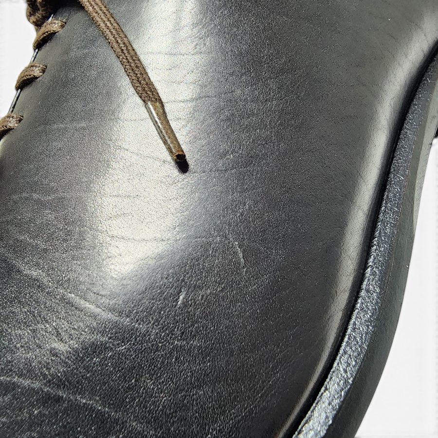 MP Wholecut Oxford — Black · Archive No.0879