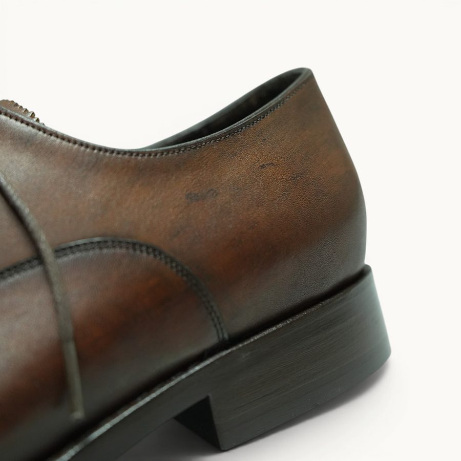 Captoe Oxford (Earlier Edition) — Bruno · Archive No.1580