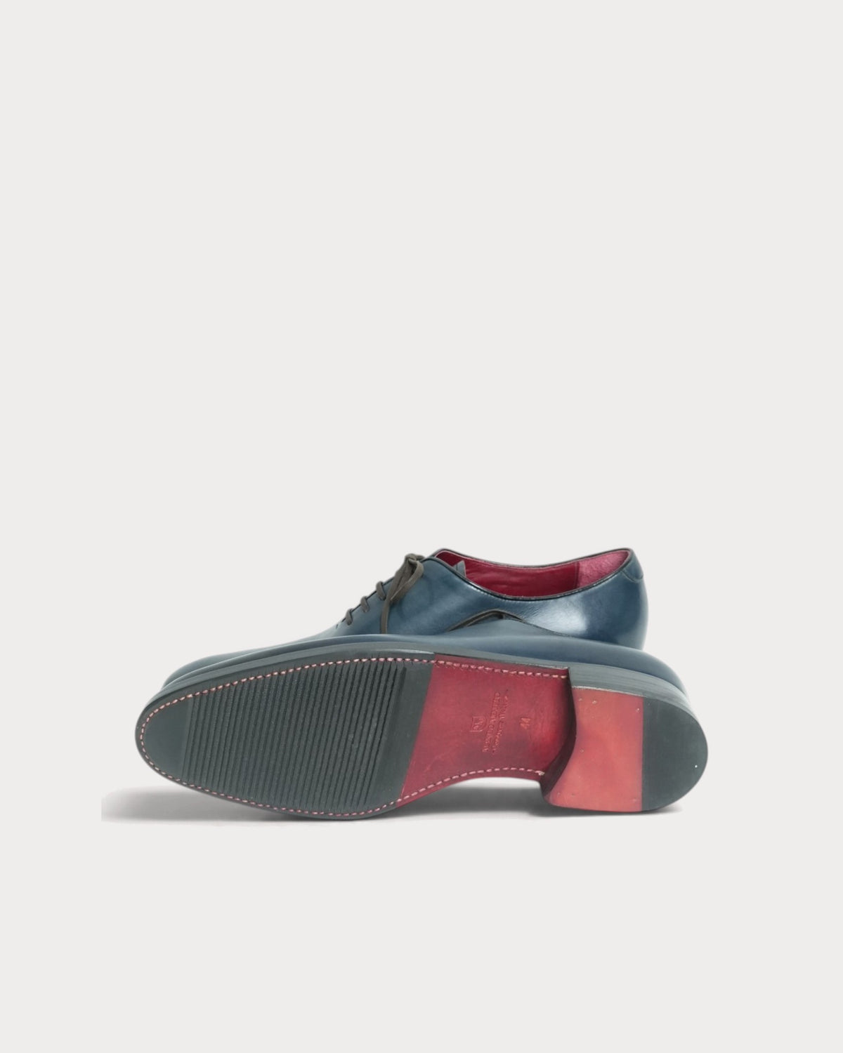 Masterpiece Wholecut Oxford · Navy · Archive No.1425
