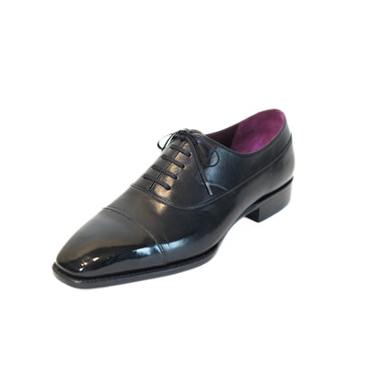MANGO MOJITO black leather Balmoral Oxford dress shoe with a soft chisel toe and burgundy interior lining