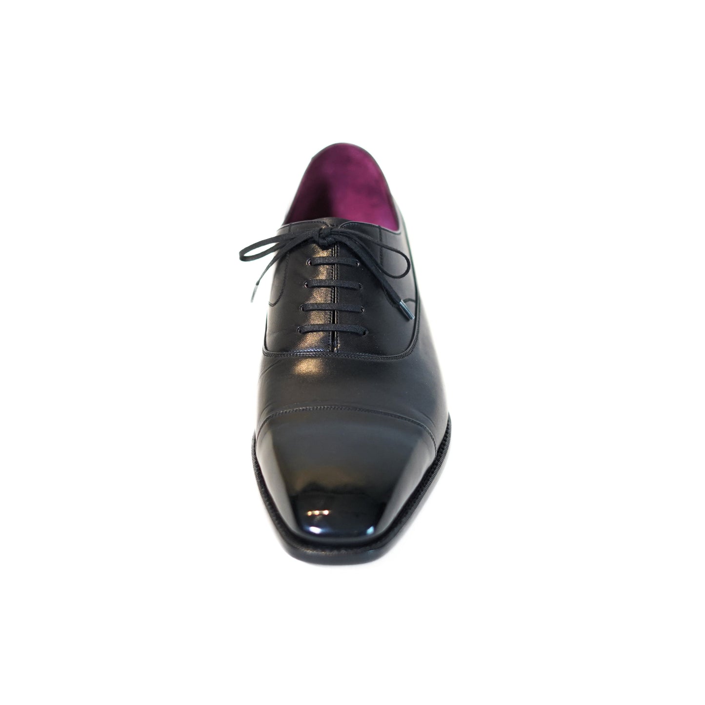 MANGO MOJITO black leather Balmoral Oxford dress shoe with a soft chisel toe and burgundy interior lining.